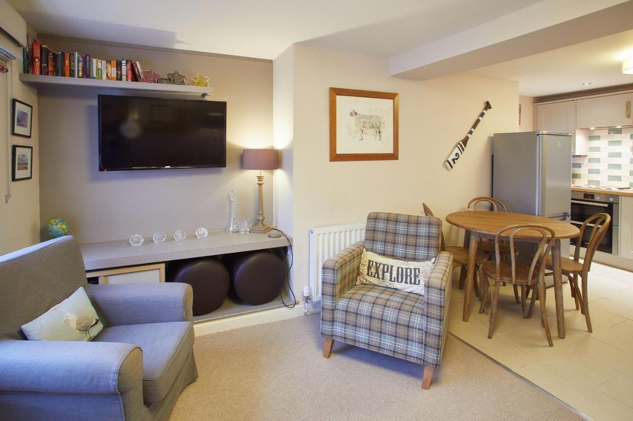 Host & Stay - Spyglass 1708 Whitby Eksteriør billede